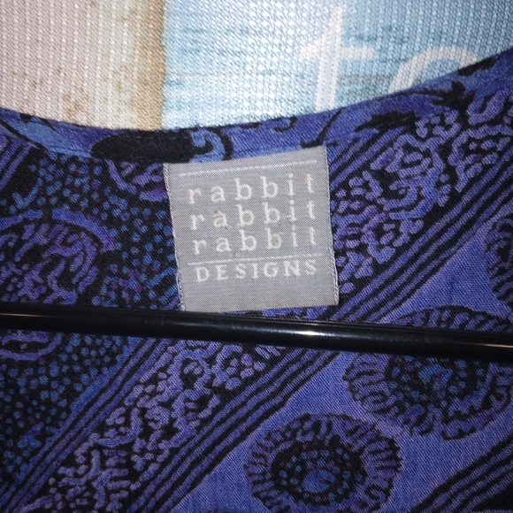 Rabbit Rabbit Rabbit sleeveless top 16 - Picture 3 of 3